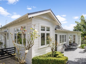 Exceptional family home - motivated vendors