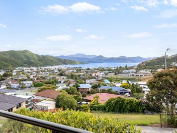 Deceased Estate- Waikawa Views