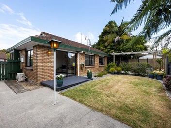 Vendors Inviting Offers - Superb Central Home