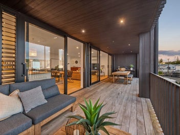 Luxury, Freedom & Coastal Serenity at the Marina