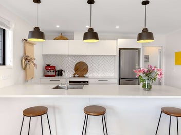 Exquisite Near New Family Home!