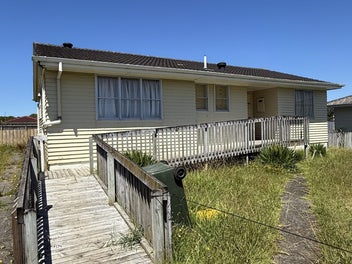 Charming & Practical - FOR REMOVAL