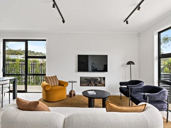 Christmas Special: Save Big at Vines Estate!