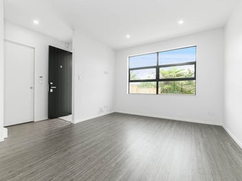 Image 1 of 20