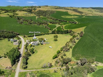 Two Homes + 6 Acres of Lifestyle Living