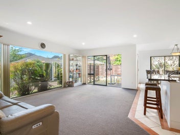 Family Home in Oak
