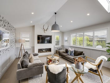 Luxury, high-spec living