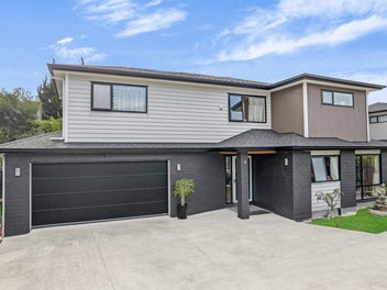 Modern Living in the Heart of Bucklands Beach!