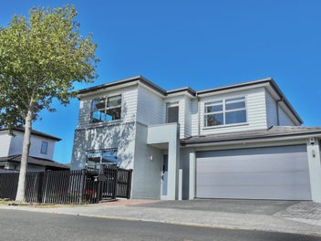 Quality Fletcher Living in Flat Bush