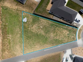 BUILD YOUR DREAM HOME HERE!