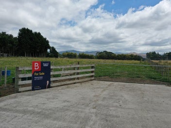 Image 1 of 10