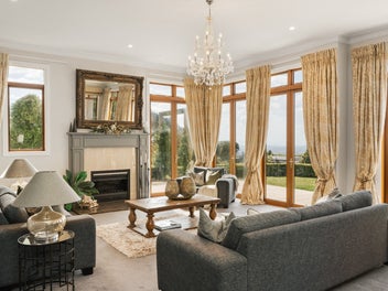 The Ultimate Country Estate!
