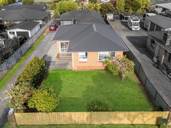 Freehold 3-Bedroom - Your First Home Awaits