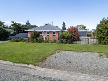 Charming Home in Rakaia