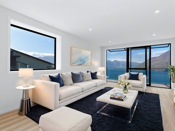 Contemporary Townhouse with Stunning Views