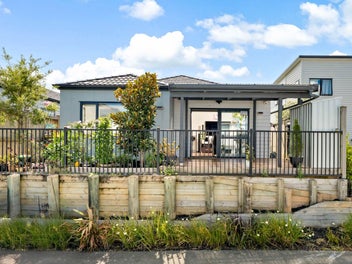 Modern & Affordable Freestanding Home – Must Sell!