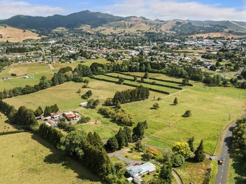 Image 1 of 31