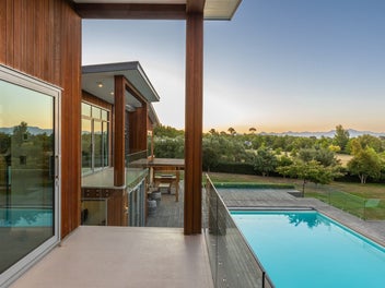 Spacious family lifestyle in Dry Hills Estate