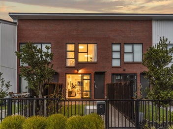 Vendor Dictates a Sale – $707,000