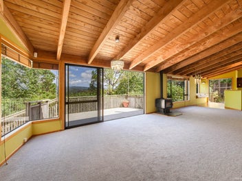 Spacious Home with Views, Privacy & Tranquility!