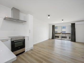 Central location Renovated Modern Sunny Gem!