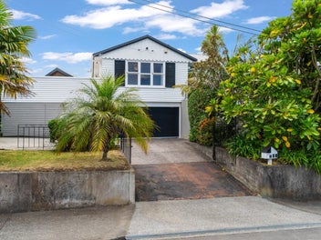 Location, Land & Glendowie Lifestyle