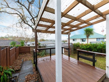 TRANQUIL GARDEN SETTING