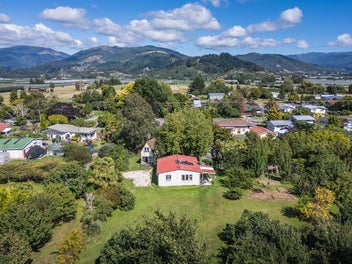 Private Oasis in Riwaka