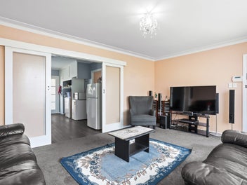 Brick Unit - A First Home Buyers Dream!