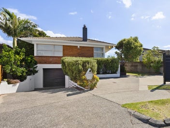 Dream Location for Family Living!