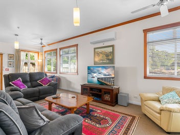 Spacious 7-Bed, 7-Bath in Prime Central Location