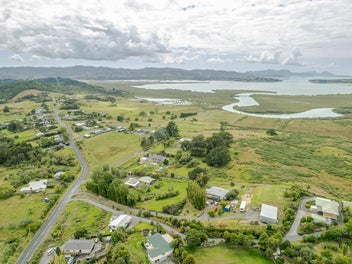Image 1 of 18
