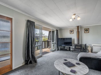 Incredible Opportunity On Iona Place!