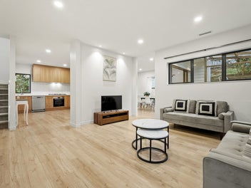 Secure & spacious in Hauraki.