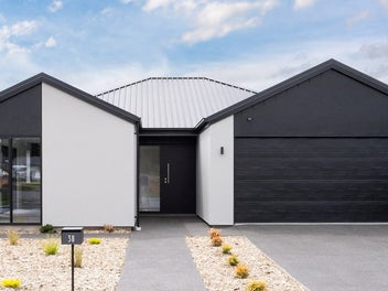 Fantastic Family Home Ready For You!