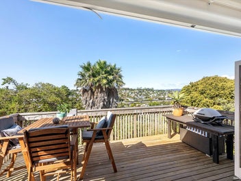 Home & Income - 2x1 Bedroom Flats