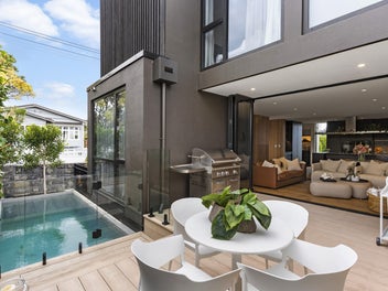 Urban Executive Retreat