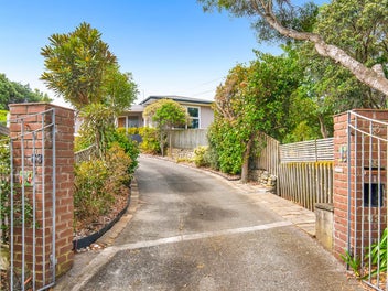 Family Home in the Heart of Raumati South