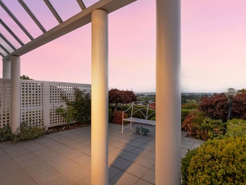 Skyline Views, Cul-de-Sac Serenity