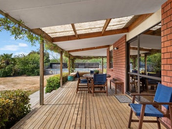 Ultimate Lifestyle - Room For Extended Family