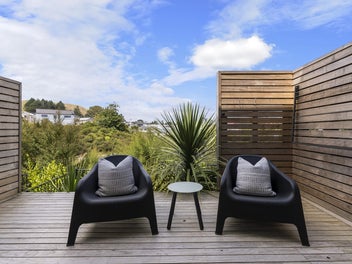 Last Chance! Offers To Be In By 12pm - 25th March!