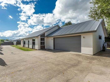Modern & spacious & family living