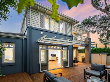 World Class Lifestyle & Location!