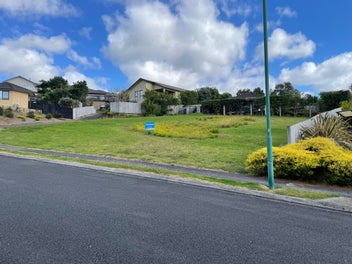 Image 1 of 6