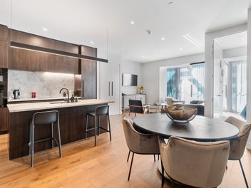 Luxury two bedroom in The International
