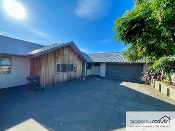 Image 1 of 20
