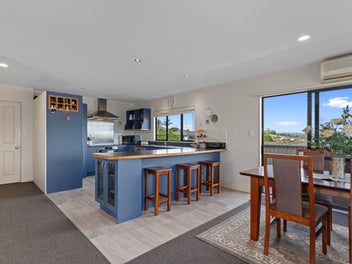 Large Family Home with Stunning Views