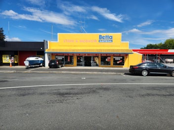 Image 1 of 8
