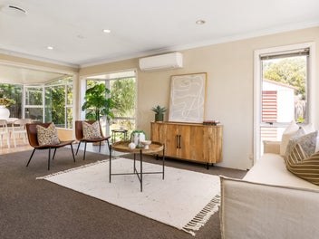 Cashmere High zoned: Generous home with Potential