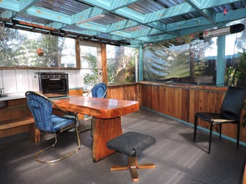 YOUR COASTAL GETAWAY!
